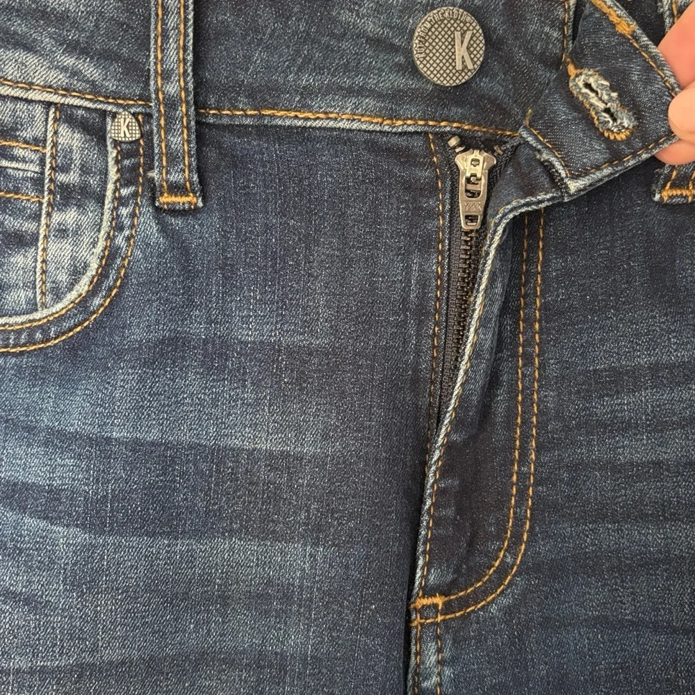 Kut from the Kloth Stella High Rise Flare Jean Pant 4 Dark Base Wash - Picture 7 of 16